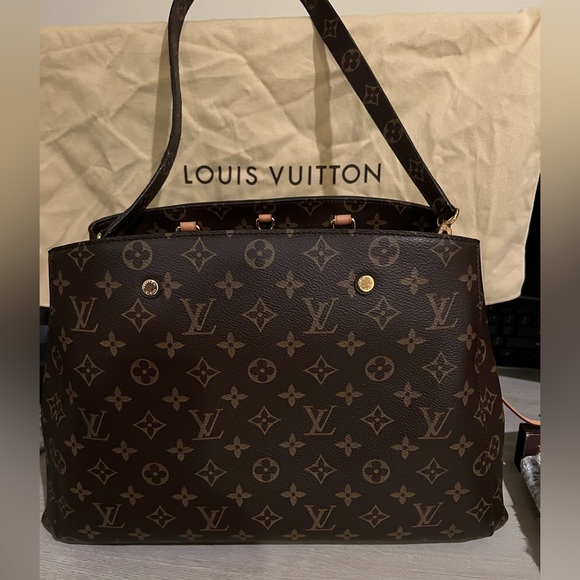 Louis Vuitton Monogram Canvas Montaigne MM Tote - Picture 2 of 14